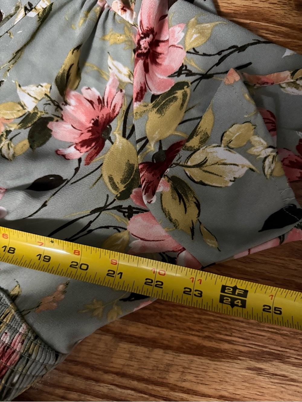 Xhilaration Sage Floral V-Neck Smocked Dress With Ruffled Hem Size XXL - Picture 9 of 12